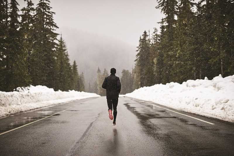 Běhání v zimě: Jak si udržet kondici i v chladných měsících