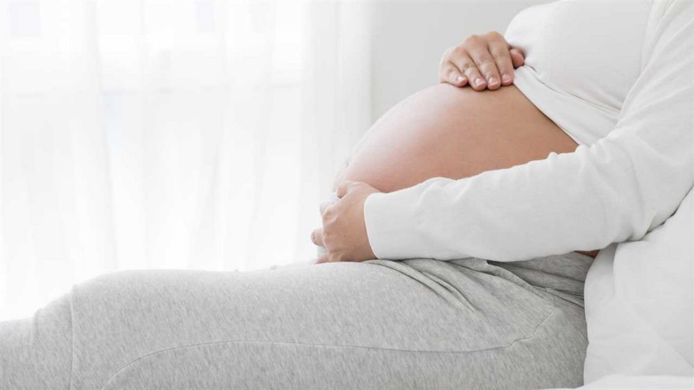 Břišní křeče během těhotenství: Doporučení a rizika