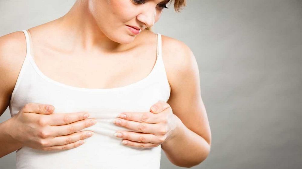 Bolest prsou v přechodu: příčiny, symptomy a léčba