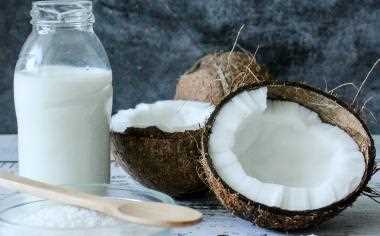 Jak otevřít kokos: nejlepší způsoby a tipy