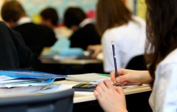 Zkřížená lateralita v dospělosti: příčiny, příznaky a možnosti léčby Zkřížená lateralita v dospělosti: příčiny, příznaky a možnosti léčby