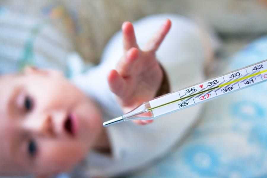 Jak snížit teplotu bez léků | Návody a tipy Jak snížit teplotu bez léků | Návody a tipy