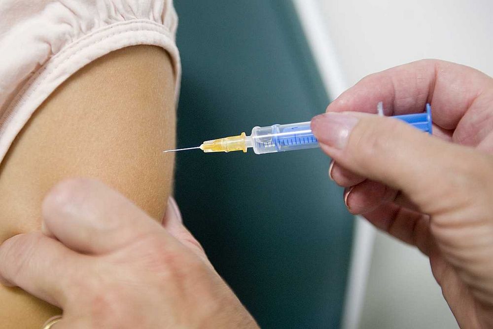 Nevolnosti po očkování proti tetanu: Jaký je výskyt a jak se s nimi vyrovnat Nevolnosti po očkování proti tetanu: Jaký je výskyt a jak se s nimi vyrovnat