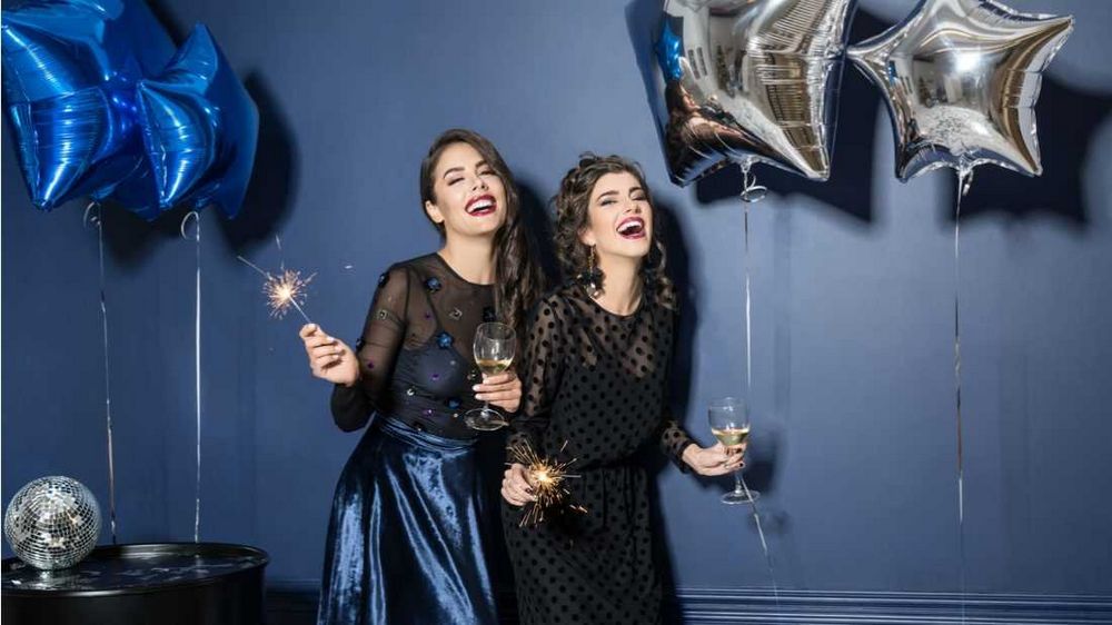 Oblečení na vánoční večírek - nejnovější trendy a tipy Oblečení na vánoční večírek - nejnovější trendy a tipy