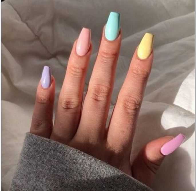 Pastelové nehty trendy pro krásné nehty | Nejnovější módní inspirace