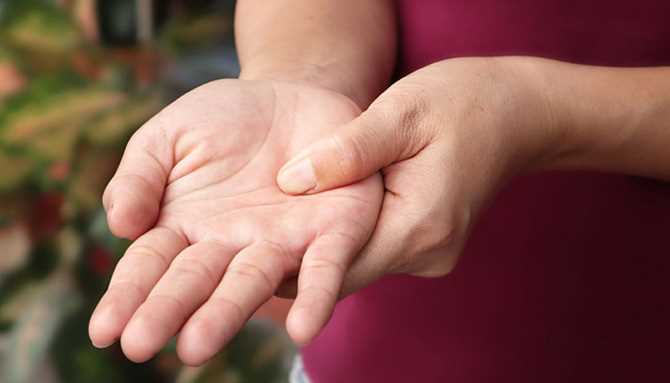 Pocit slabosti v končetinách - příčiny, symptomy a léčba | Návod a rady